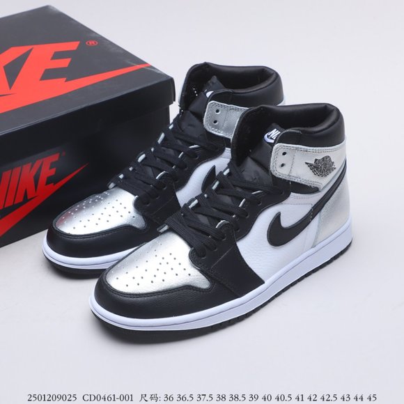 Air Jordan 1 High OG WMNS “Silver Toe main image 4